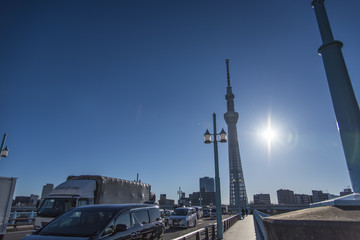 Fototapeta premium スカイツリーと太陽