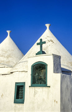 Trulli (traditional round-stone building), Italy, Aplulia, Valle
