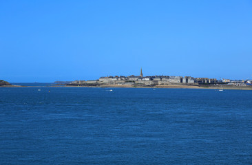  Saint Malo von Dinard aus gesehen, Frankreich