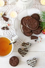 Chocolate sandwich cookies with cream