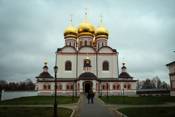Fototapeta na wymiar Иверский монастырь, Валдай, Новгородская область, Россия