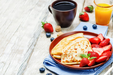 Crepes with strawberries