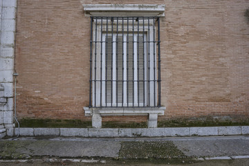 Iron window in the royal gardens of the palace of aranjuez in ma