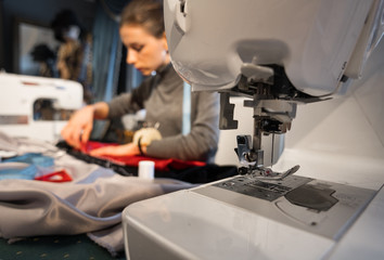 Household sewing machine and dressmaker