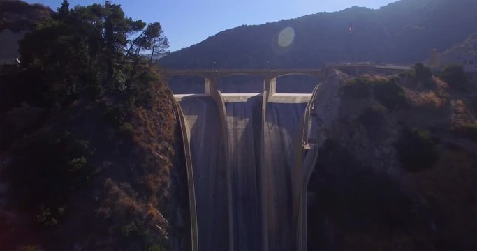 Dam Flights / Flying through a dam on a clear day.
