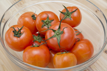 Fresh tomatoes with green leaf