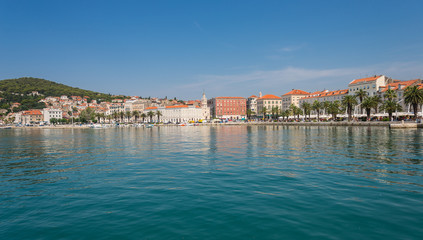 Fototapeta na wymiar Panorama of the waterfront city of Split from the sea