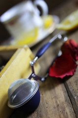 set tea wooden box rose