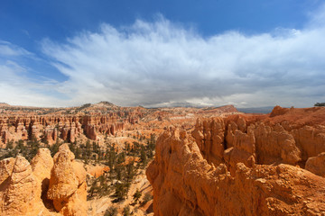 Fototapeta na wymiar Perturbazione sul Bryce Canyon