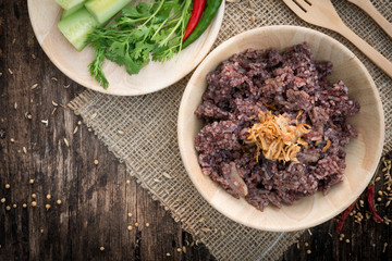 "Khao kan chin"  It is a Shan dish of rice mixed with pork blood