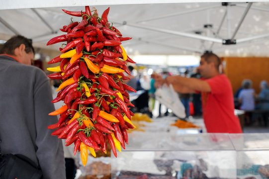 Paprika am Markt einkaufen