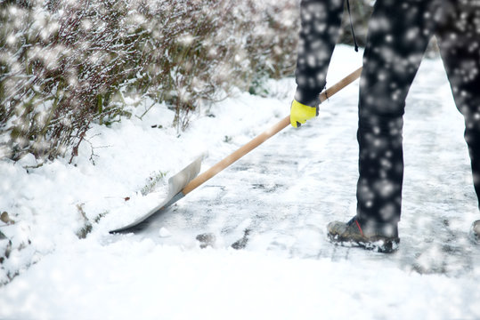 Schnee r&auml;umen