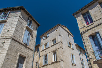 Fototapeta na wymiar Immeubles anciens du centre historique de Montpellier