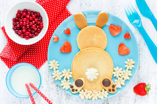 Easter bunny pancakes for kids breakfast