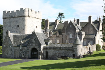 Fototapeta na wymiar The historic Drum Castle in Scotland