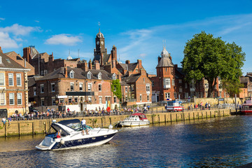 Fototapeta premium Rzeka Ouse w York, Anglia, Wielka Brytania