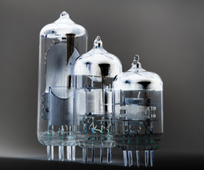 vacuum tube, radio