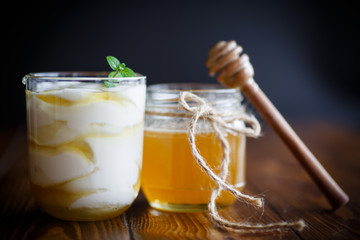 Greek yogurt with honey
