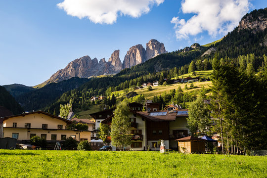 Sunset in the Dolomites from Campitello di Fassa, dominated by the Sassolungo group. Tentino - Italy