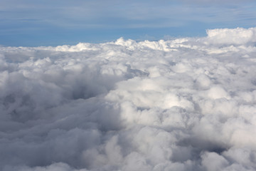 Fototapeta premium wolken über meer