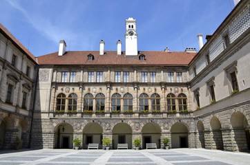 Obraz premium Architecture from Nelahozeves chateau and blue sky