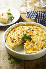 Savory pie with ham, leek and kohlrabi