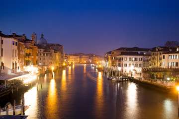 Obraz premium City of Venice at night. View of the canals.