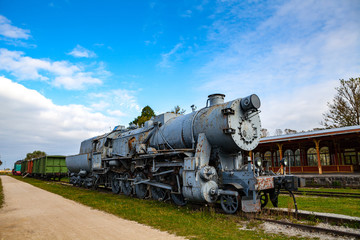 Fototapeta na wymiar HAAPSALU, ESTONIA - 01 OKT 2016. Retro steam cocomotive at the Haapsalu railway station