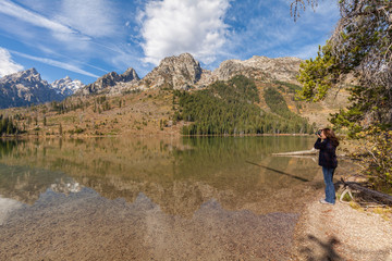 Fototapeta na wymiar Photographing Teton Reflection in String Lake