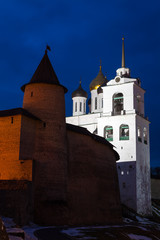 Fototapeta na wymiar Pskov Kremlin fortress. Tower of citadel and Cathedral