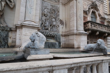 Fototapeta na wymiar Fontaine de lions