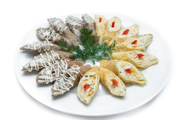 spring rolls and parsley