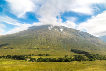 Fototapeta premium Summer in Scotland highlands, United Kingdom