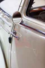 oldtimer rearview mirror