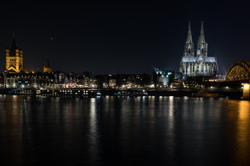 Fototapeta na wymiar Cologne at night in the winter season (mid of january)