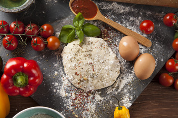 Fototapeta na wymiar Homemade italian pizza preparation
