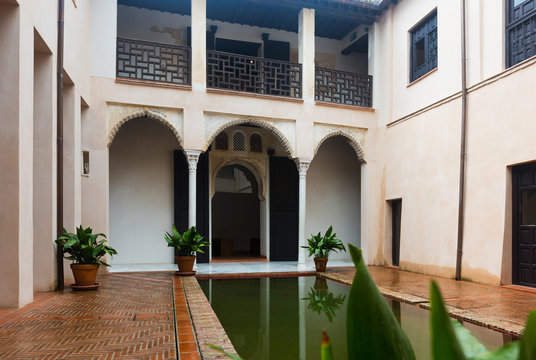 Courtyard of house of Zafra (Casa de Zafra)