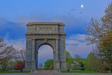 Fototapeta na wymiar Valley Forge National Memorial Arch at Dawn