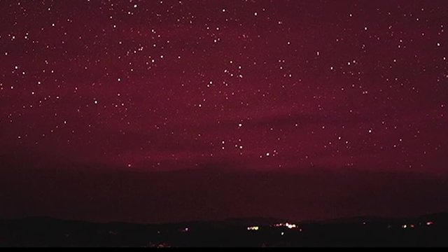 Rare Red Sprites and Gravity Waves in Middle Atmosphere
