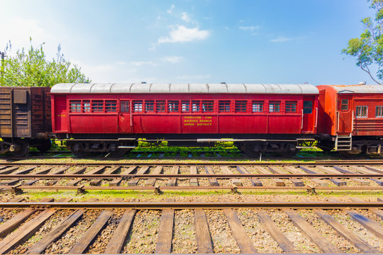 Train Track Passenger Carriage Sri Lanka Railway H