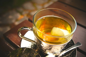 トルコの伝統的な飲み物、チャイ