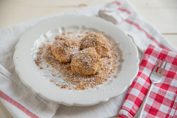 Topfenknödel