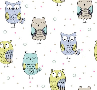 Vector seamless pattern with cartoon baby owls