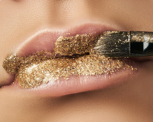 Beauty Macro Lips 
