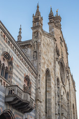 Fototapeta na wymiar Duomo of Como in a sunny day