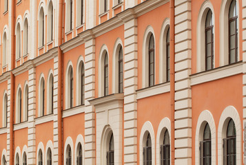 Fototapeta na wymiar windows with moldings in an old building
