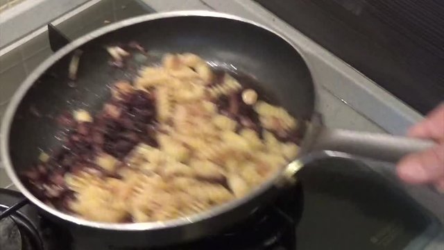 Preparation chicory pasta