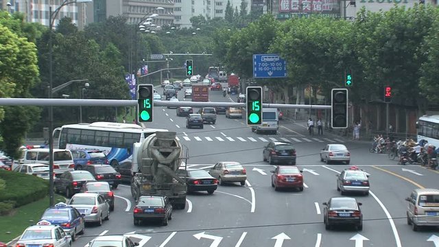 Traffic downtown Shanghai 