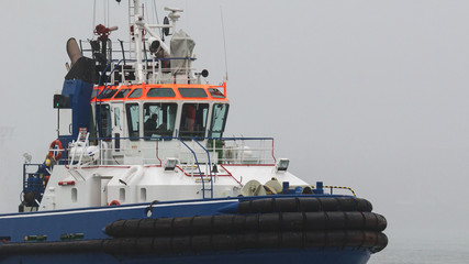 PORTRAIT TUG © Wojciech Wrzesień