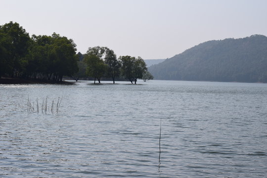 The Telaiya Dam on river Barakar Jhumri-Telaiya, Koderma, Jharkhand